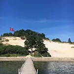 Summer House Near The Sea And Good Experiences