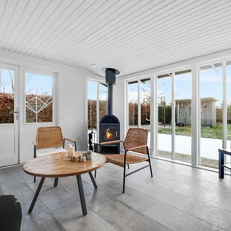 Summer House Near The Sea And Good Experiences Prázdninový dům Børkop