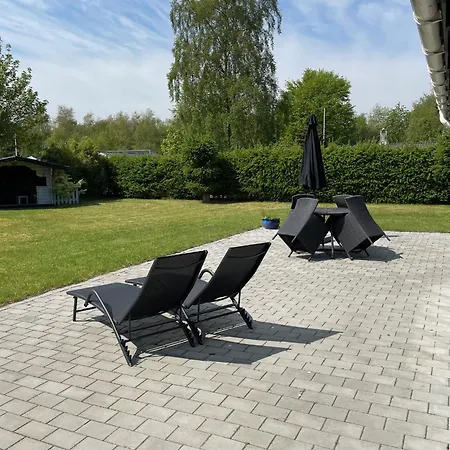 Mooi Zomerhuis Vlakbij Zee En Goede Ervaringen Børkop