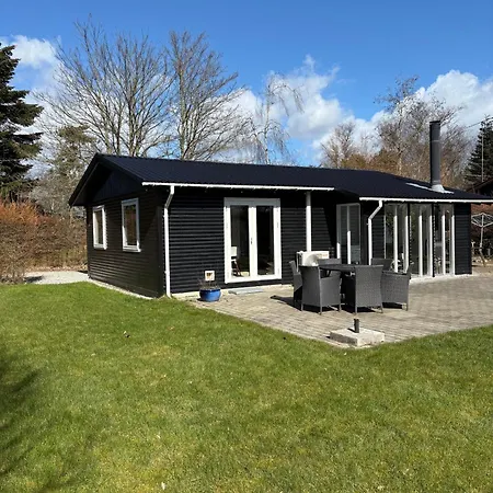 Mooi Zomerhuis Vlakbij Zee En Goede Ervaringen Vakantiehuis *