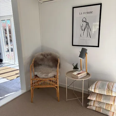 Mooi Zomerhuis Vlakbij Zee En Goede Ervaringen Vakantiehuis *