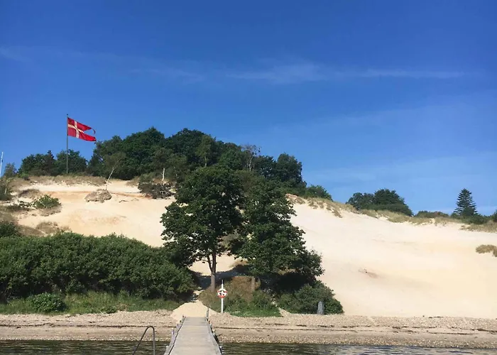 Summer House Near The Sea And Good Experiences